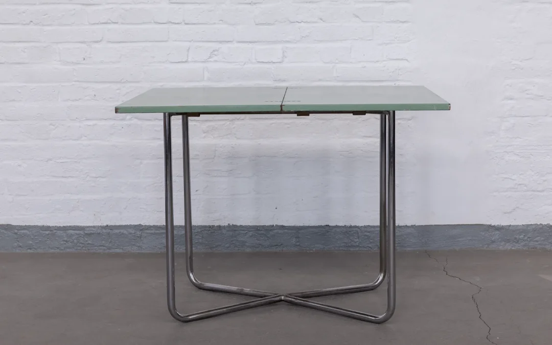 Foldable original 1930th tubular steel Bauhaus table