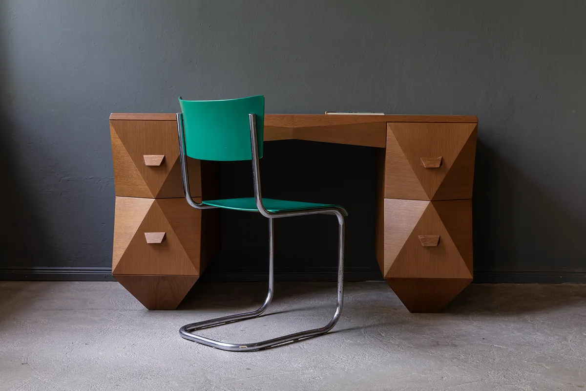 Oak writing desk inspired by Czech Cubism, with sculptural crystal-shaped drawers. Custom-made in the Czech Republic in 2023.