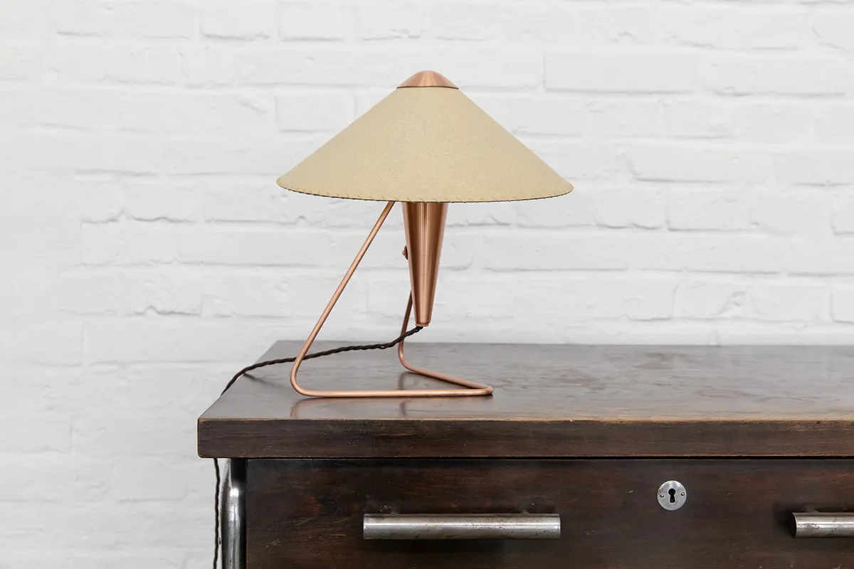 kademo-store-napako-josef-hurka-sputnik-spaceage-leuchte-midcentury-143I02 Mid-Century “Sputnik” table and wall lamp by Napako, designed by Josef Hůrka around 1954. Polished copper structure with restored yellow parchment shade, Space Age design.