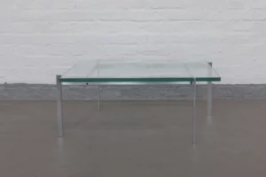 Poul Kjærholm PK61 couch table, early Kold Christensen edition. Stainless-steel frame with solid glass top – Danish Modern / International Style design.