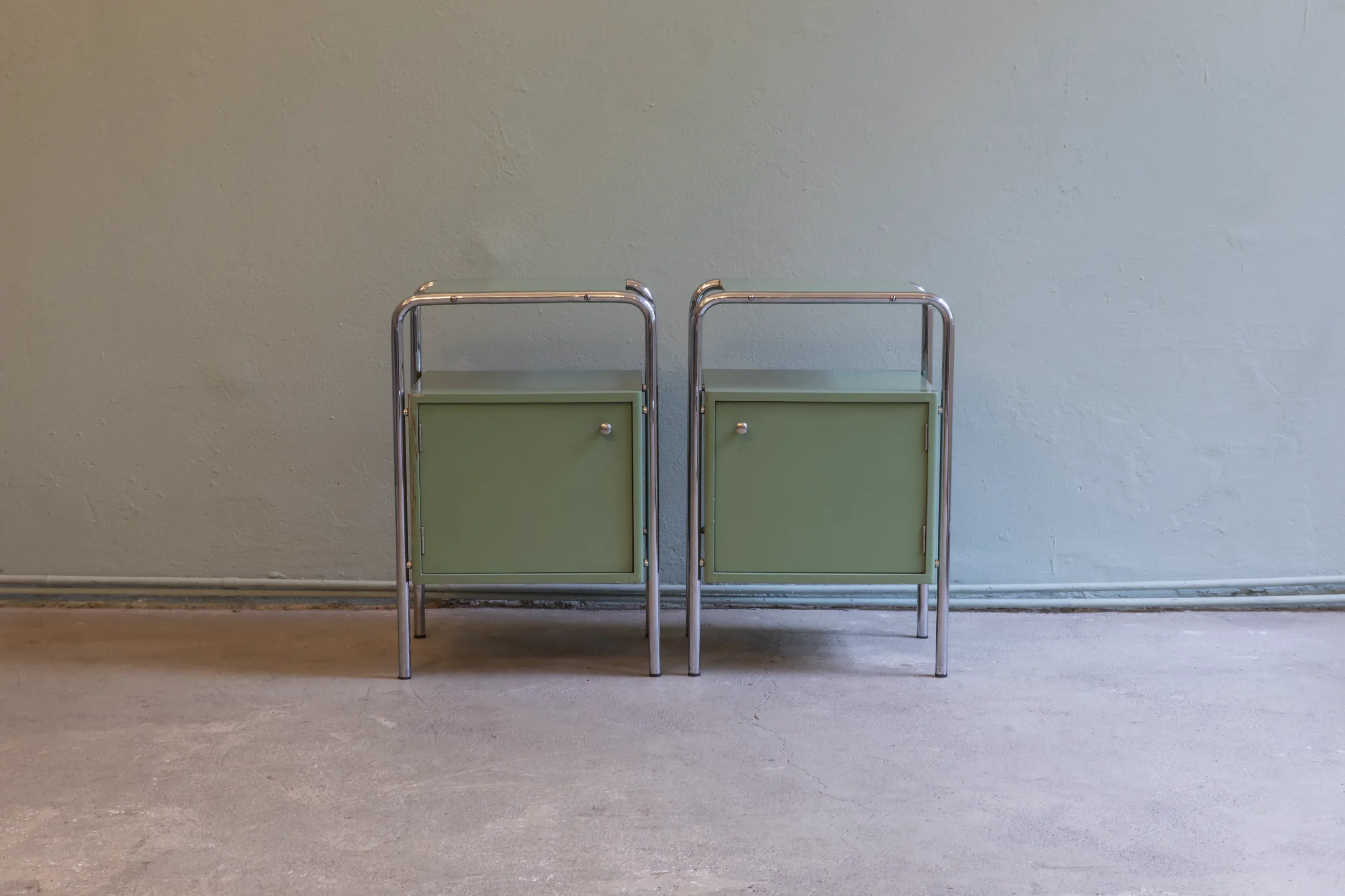 Bauhaus bedside cabinets by Robert Slezák - reseda green - tubular steel - 1930s