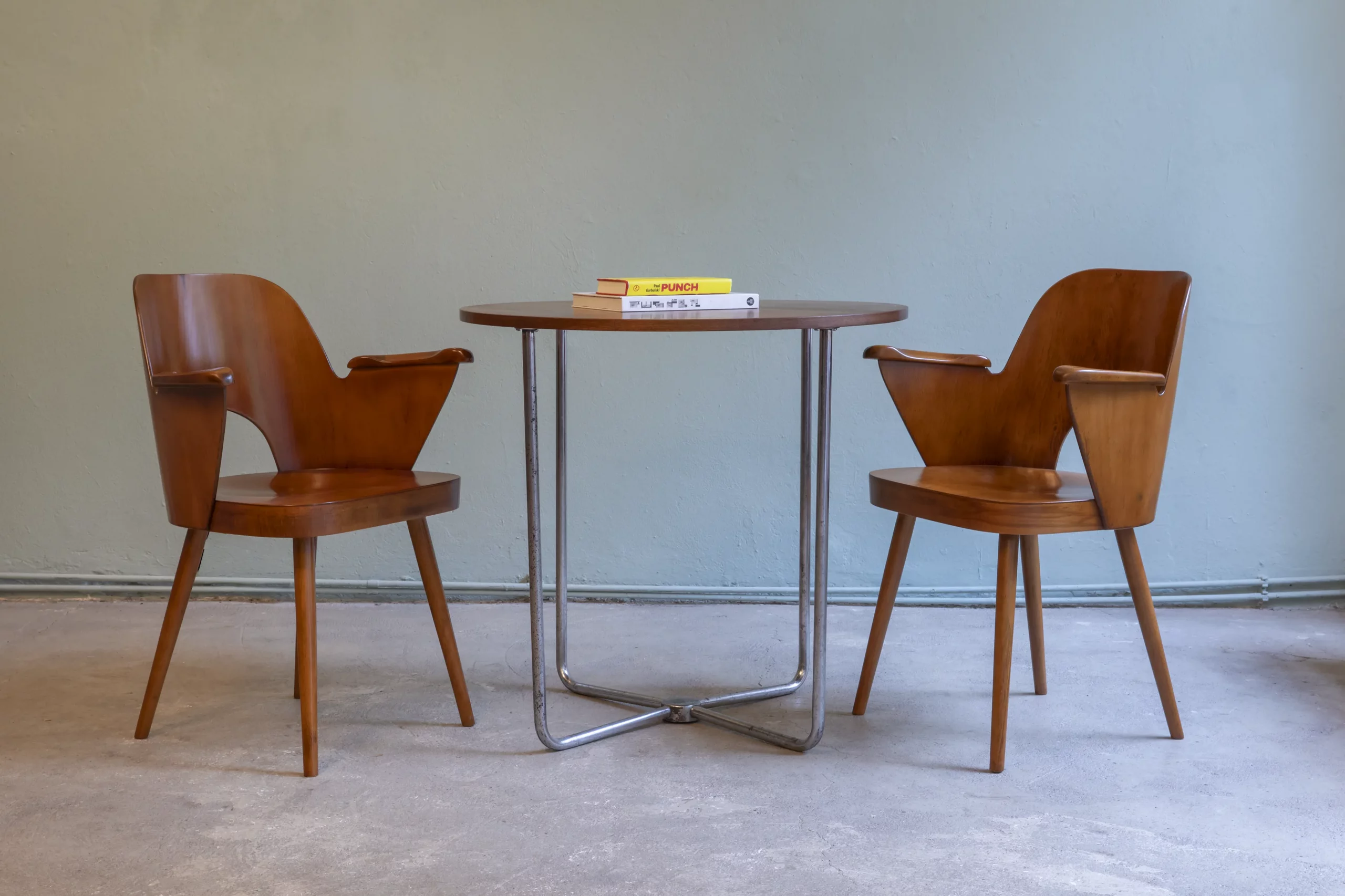 Oswald Haerdtl Armlehnstuhl Modell 1515 – Mid-Century – braun