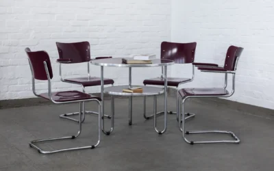 Original Bauhaus tubular steel table with 4 chairs