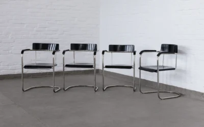 Original nineteen thirties group of tubular steel chairs in Bauhaus Design